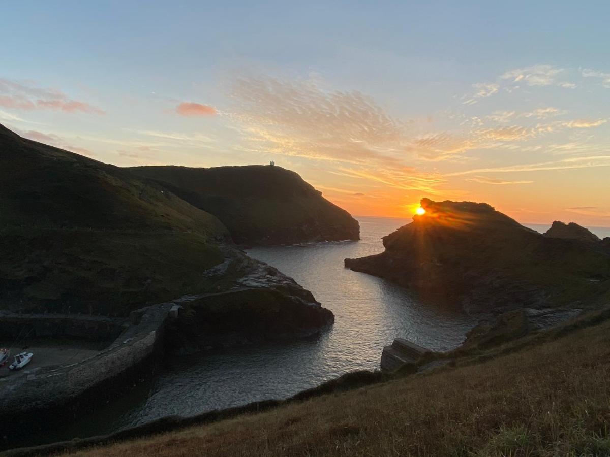Polrunny Farm Sloe Cottage With A Sea View Boscastle Eksteriør bilde