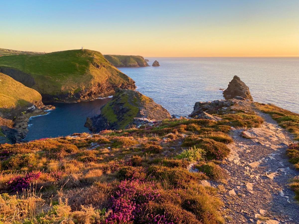 Polrunny Farm Sloe Cottage With A Sea View Boscastle Eksteriør bilde